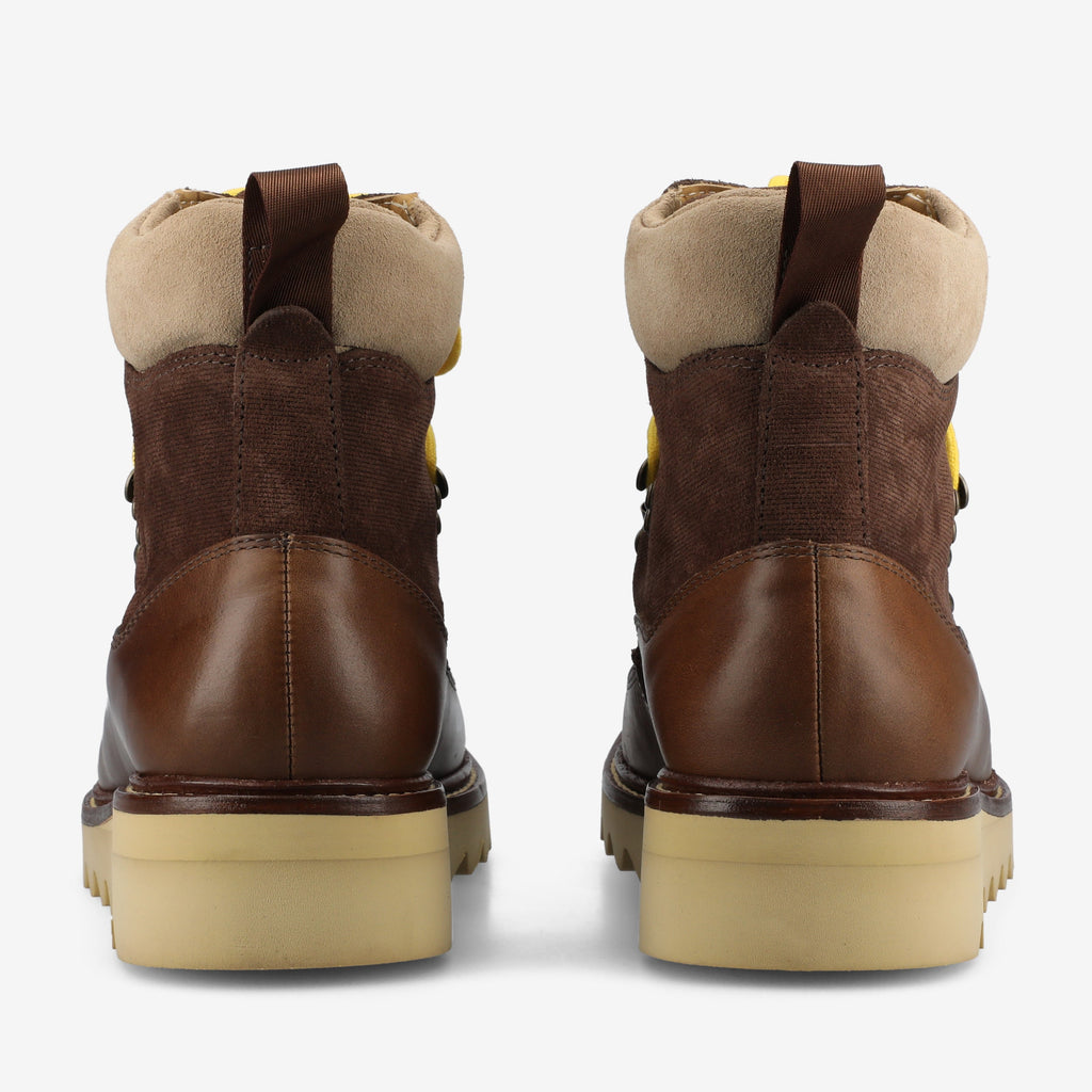 The Alpine Boot in Peanut (Last Chance, Final Sale)