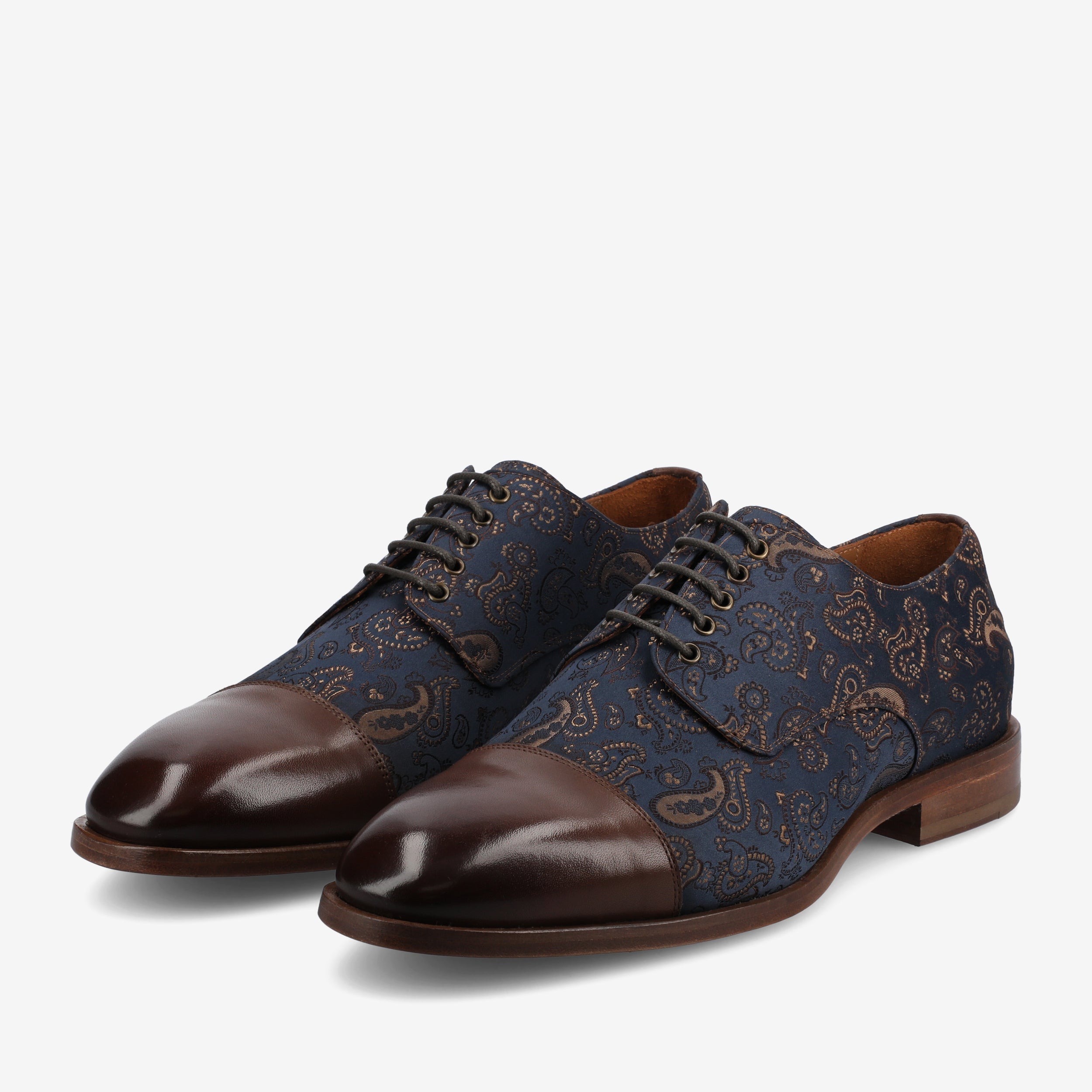The Jack Oxford Shoe in Brown Paisley